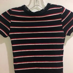 Shortsleeved crop top